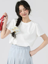 ホワイトの無地 正肩 半袖Tシャツ 着用