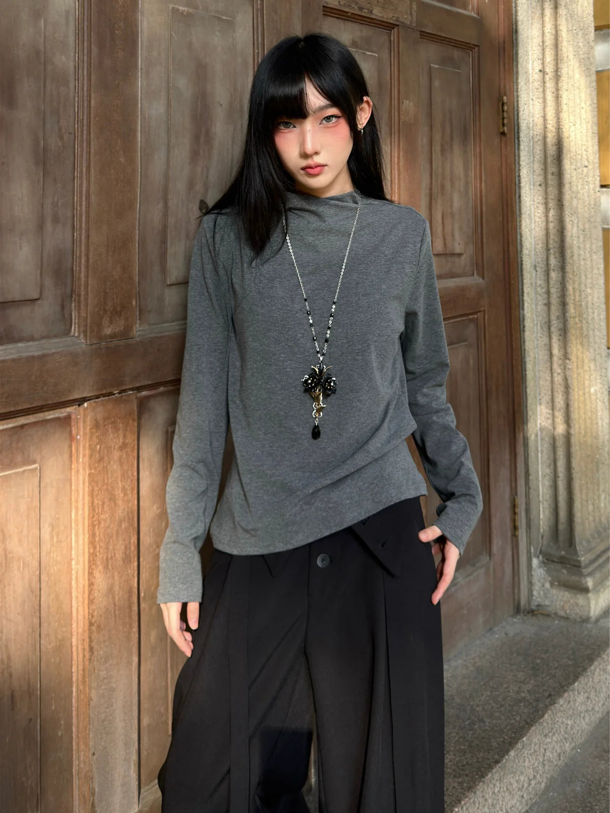 クルーネック ニット長袖Tシャツ 正面