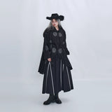 ブラックの水玉ロングシャツ 着用 正面