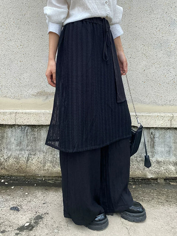 ブラックのレイヤード風ワイドパンツ 着用 ウエスト周り