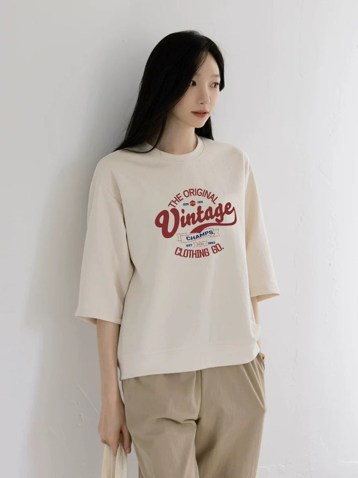 クリームのヴィンテージロゴ中袖Tシャツ 着用 レッドロゴ