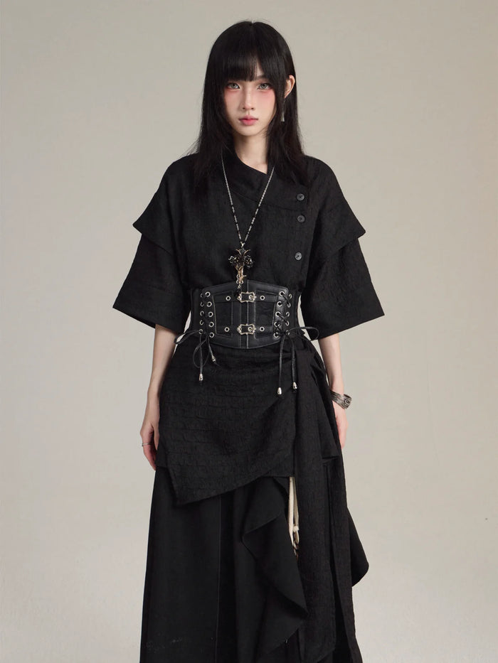 ブラックの重ね着風 半袖シャツ 腰封付き