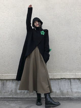 ハイウエストのフレアスカート 着用 ニット合わせ