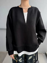 ブラックのフェイクレイヤード スウェット 着用 正面