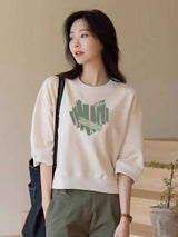 グリーンのハートのクリームTシャツ 着用