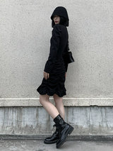 フリルヘムのミニワンピース 着用 横向き