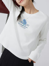 下集シリーズ｜ブルーフラワープリント 長袖Tシャツ｜コーマ綿 ゆったり 短め丈 インナー ホワイト S〜XL