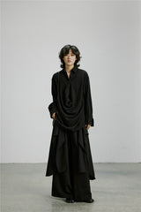 ダークブラックのロングシャツ 着用 斜め