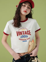 下集シリーズ｜バーシティ風ロゴプリント リンガーTシャツ｜レッドトリム 短め丈 スリム ホワイト S〜XL