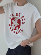 ホワイトのTシャツ プリントのアップ