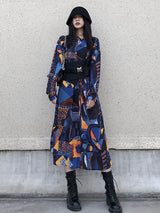 幾何柄のシャツワンピース 長袖 着用 ブーツ合わせ