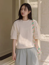 パフスリーブTシャツ クリーム 無地 着用 正面