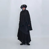 ブラックのロングスカート 着用 斜め