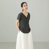 原途シリーズ｜リヨセル混 Vネック 半袖Tシャツ｜小さなボタン 胸ポケット ラウンドヘム ゆったり 薄手 チャコールグレー S〜XL