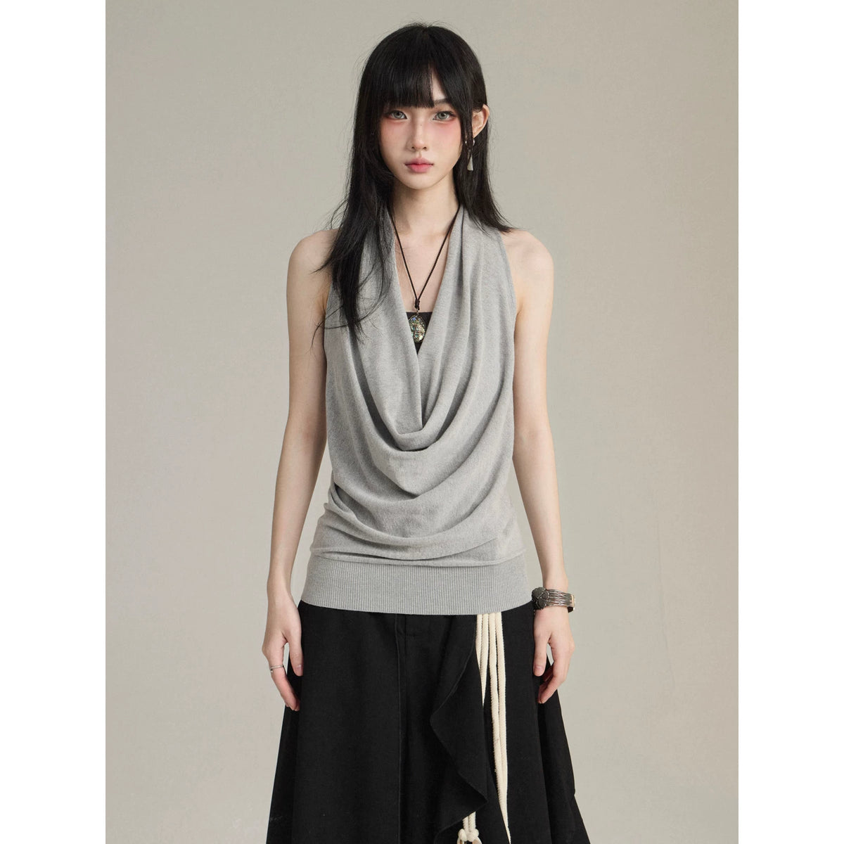 FG721シリーズ｜ドレープネック ホルタートップス フリルワイドパンツ セットアップ グレー・ブラック M/L/XL