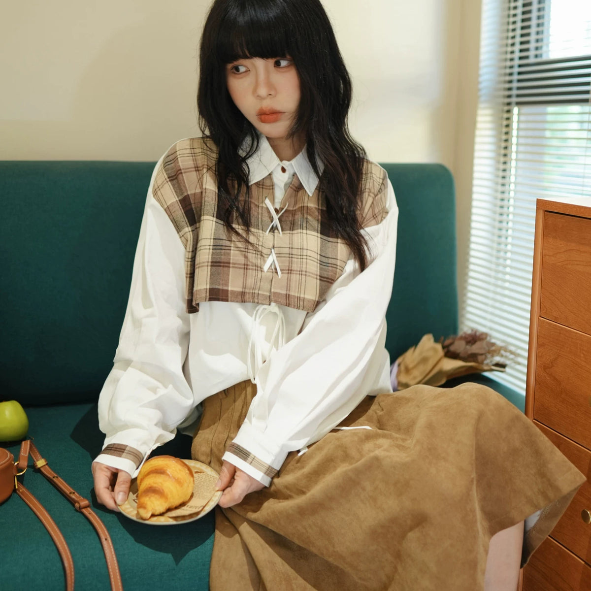 陽光蘿莎シリーズ｜重ね着風 チェックベスト付きシャツ｜コットン100% ひも結び ホワイト S〜XL