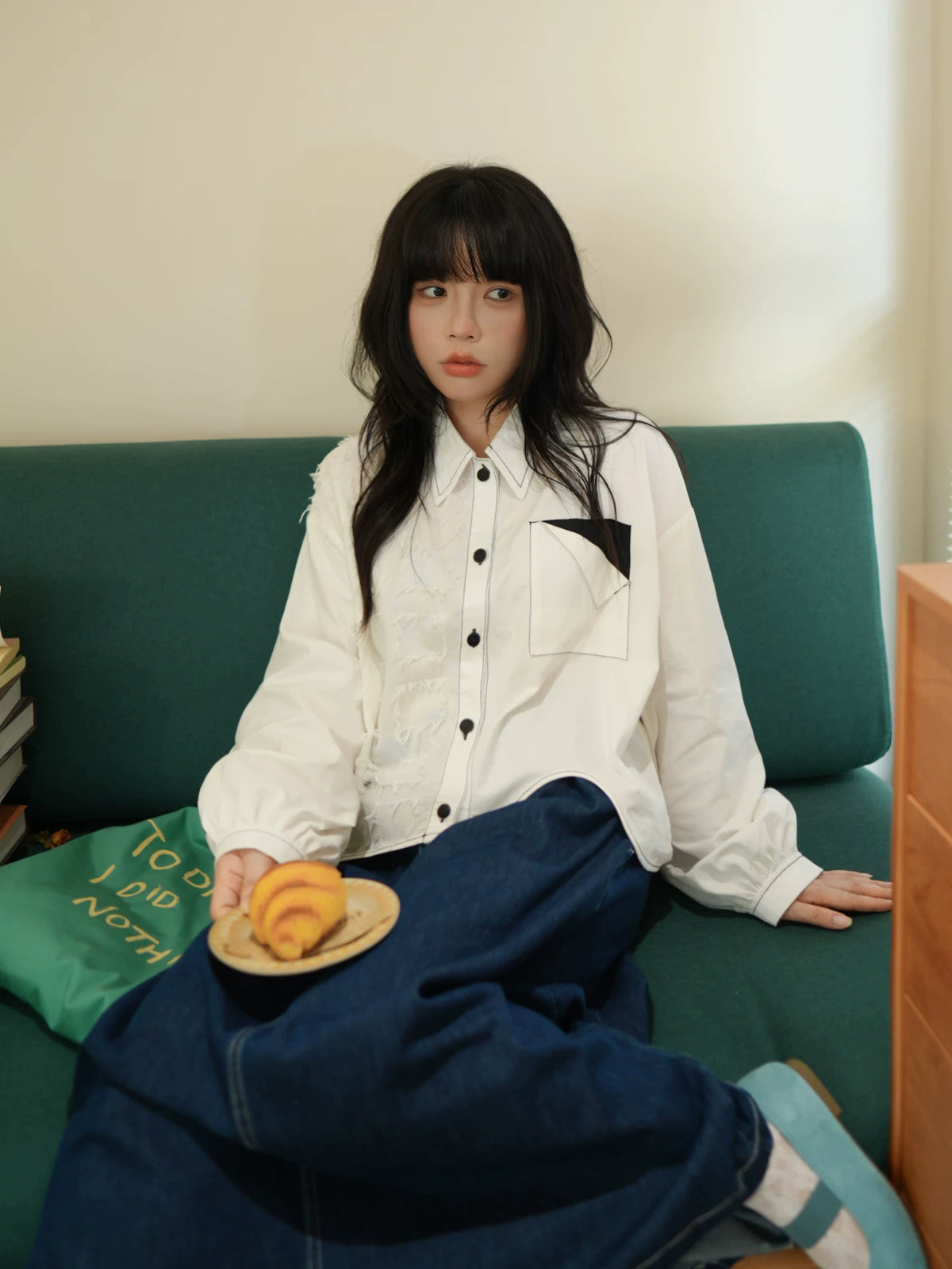 陽光蘿莎シリーズ｜ブラックパイピング ホワイトシャツ｜長袖・半袖タイプ アシンメトリー裾 ゆったり S〜XL